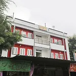 Oyo 41740 Karnawat Guest House